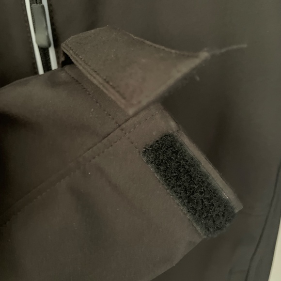 Free Tech Performance Outerwear Men’s Jacket Small - Picture 5 of 6